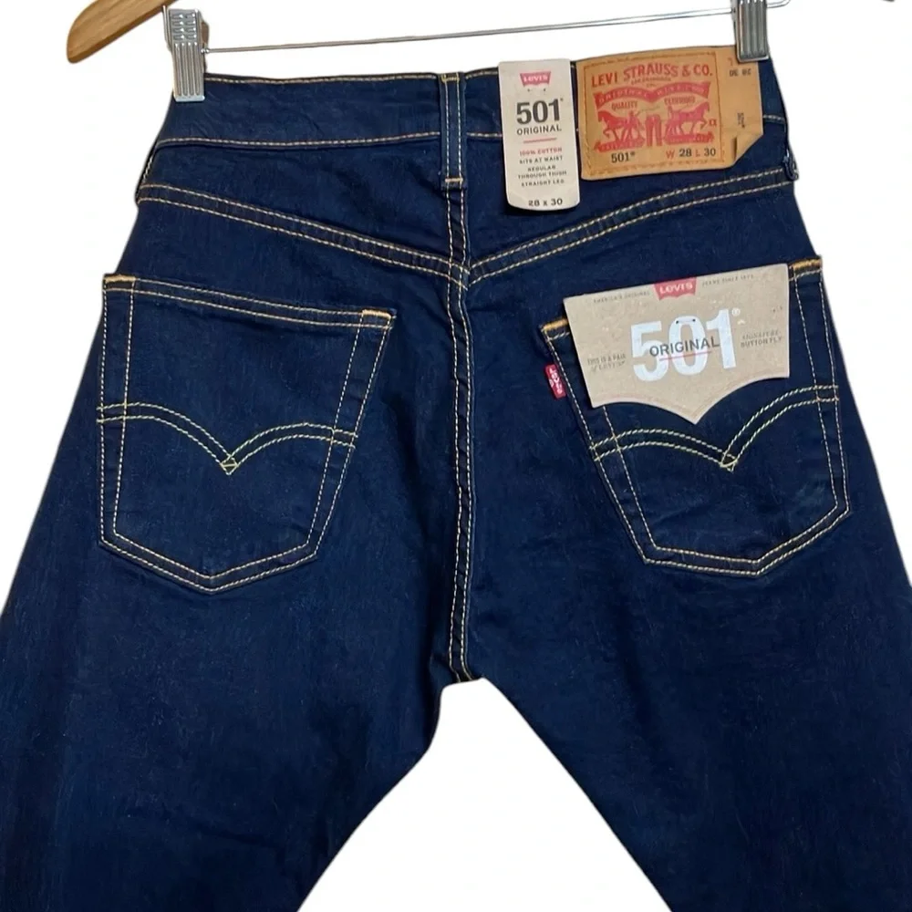 Levis 501 Original 28x30 Jeans Straight Leg NWT
